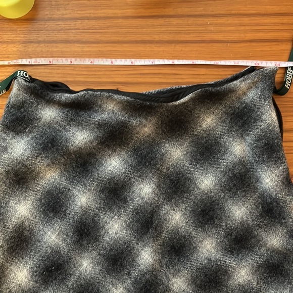 Grey Plaid skirt from Hobbs England! - Picture 5 of 6